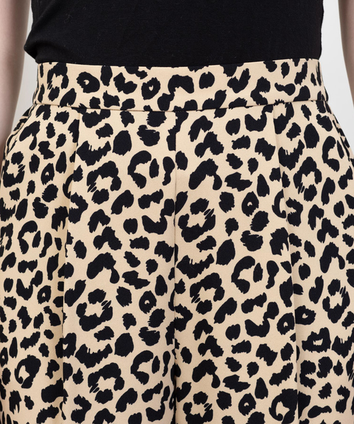 Rouge vif Anna（ルージュヴィフアンナ）の「レオパードパンツ（その他パンツ・レディース・ベージュ・36/38）」の10枚目の写真