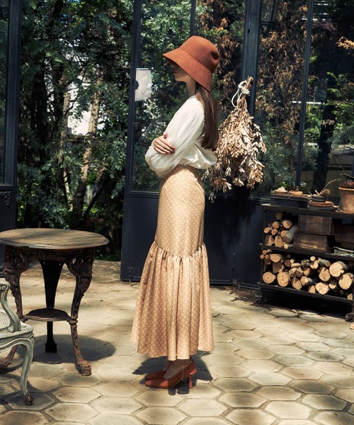 EIMY ISTOIRE（エイミーイストワール）の「ES horse patternギャザーマーメードスカート（スカート・レディース・ブラック/アイボリー/ベージュ・SMALL/MEDIUM）」の11枚目の写真