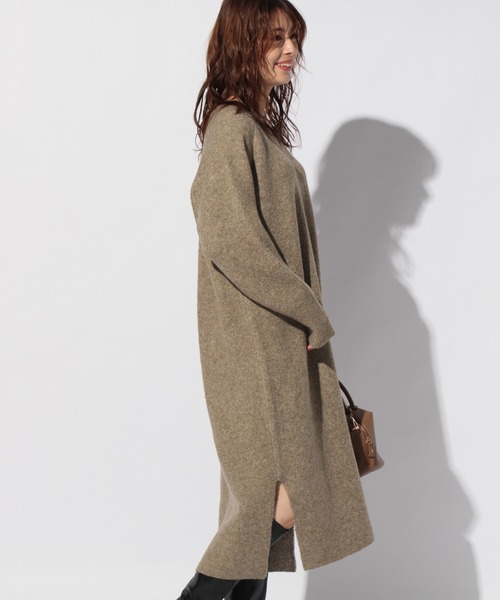 BAYFLOW（ベイフロー）の「ブークレロゴニットワンピ（ワンピース・レディース・イエロー/ブルー/モカ・FREE）」の4枚目の写真