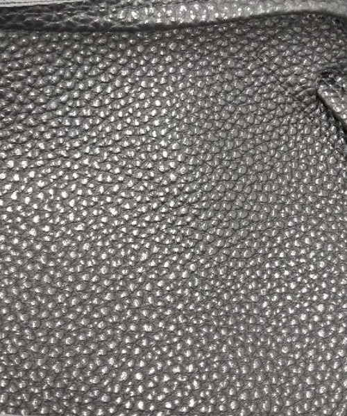 DAY CLOSET（デイ クローゼット）の「【軽量】艶めくベーシックカラー大きめ肩掛け2WAYトートバッグ（トートバッグ・レディース・キャメル/ブラック・ONE SIZE）」の10枚目の写真