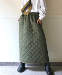 JOURNAL STANDARD LUXE（ジャーナルスタンダード　ラックス）の「リップキルティング イージータイトスカート（スカート）」