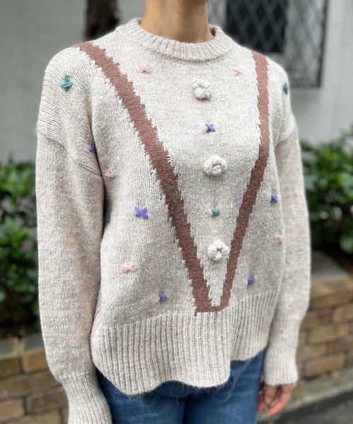 Jewelobe（ジュエローブ）の「刺繍×ジャガード杢ニットプルオーバー（ニット/セーター・レディース・アイボリー/ベージュ/杢グレー・FREE）」の9枚目の写真
