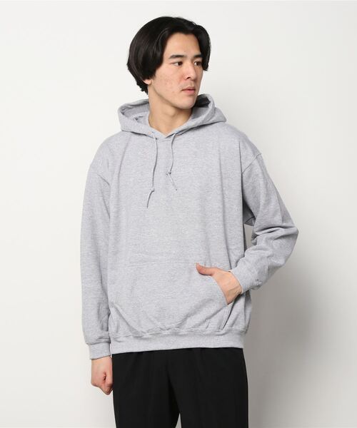 GILDAN(ギルダン)の「GILDAN / ギルダン USAオーバーサイズ ロングスリーブ プルオーバー パーカー 裏起毛 長袖(パーカー・レディース・ホワイト/ブラック/ダークグリーン/パープル/ネイビー/レッド/ピンク/イエロー/インディゴブルー/サンドベージュ/ヘザーグレー/ブルー系その他/マルーン/ロイヤルブルー/チャコール/グリーン系その他2・SMALL/MEDIUM/LARGE/X-LARGE)」の19枚目の写真
