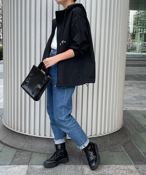 KANGOL EXTRA COMFORT(カンゴールエクストラコンフォート)の「【KANGOL EXTRA COMFORT(カンゴール エクストラコンフォート)】配色切替 ビッグシルエット ワイドマウンテンパーカー(マウンテンパーカー・レディース・ブラック/ベージュ/グレー/カーキ・LL/M/L)」の7枚目の写真