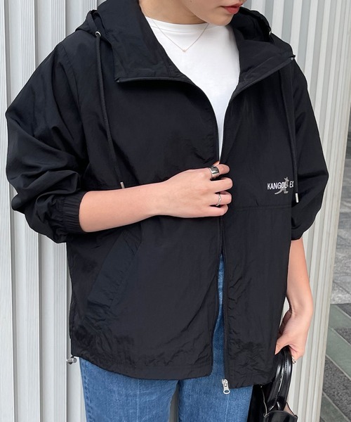 KANGOL EXTRA COMFORT(カンゴールエクストラコンフォート)の「【KANGOL EXTRA COMFORT(カンゴール エクストラコンフォート)】配色切替 ビッグシルエット ワイドマウンテンパーカー(マウンテンパーカー・レディース・ブラック/ベージュ/グレー/カーキ・LL/M/L)」の6枚目の写真