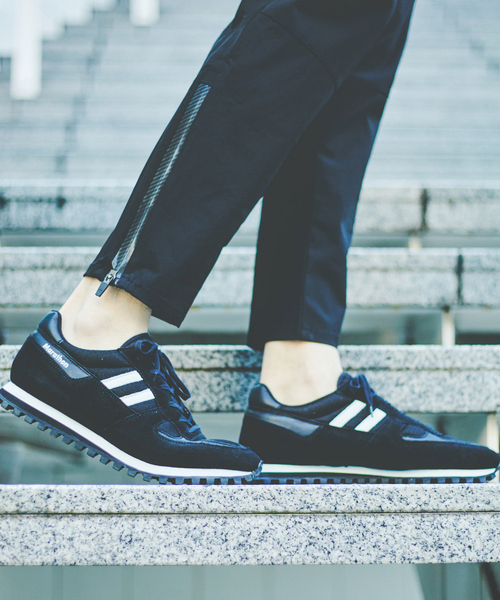 5351 POUR LES HOMMES（ゴーサンゴーイチプールオム）の「【別注/ZDA】2022SS レザーラインスニーカー 2200PH 1（スニーカー・メンズ・ブラック/グレー・40/41/42/43/44/45）」の4枚目の写真