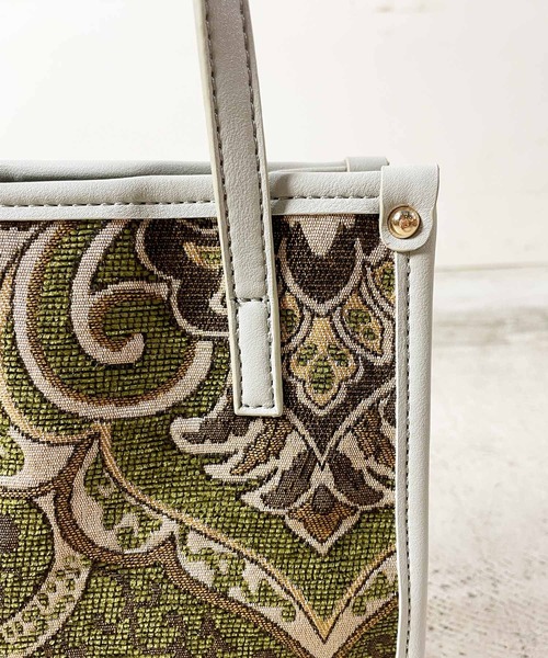 AT CREATION(アットクリエイション)の「<AT CREATION/アットクリエーション>パイピング2WAYショルダー/トートバッグ(ショルダーバッグ・レディース・ブラック/ベージュ/ライトグリーン・ONE SIZE)」の7枚目の写真