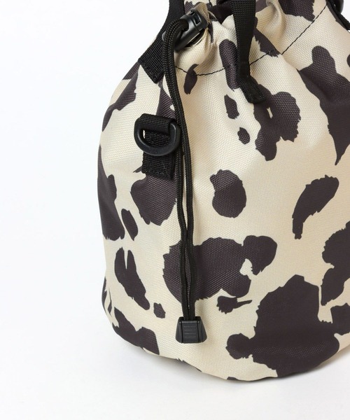 LEPSIM（レプシィム）の「【Drifterコラボ】キンチャクバッグ　261925（ショルダーバッグ・レディース・アニマル/ブルー/ホワイト×ブラック・ONE SIZE）」の22枚目の写真