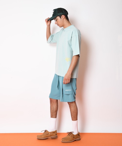 SUPERTHANKS（スーパーサンクス）の「バックプリントワンポイントビッグシルエットTシャツ（ユニセックス）（Tシャツ/カットソー・メンズ・ミント/ブラック×ブルー/ホワイト×レッド・S/M/L）」の5枚目の写真