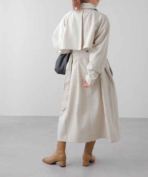 COLONY 2139（コロニートゥーワンスリーナイン）の「WEB・一部店舗限定/2WAYカラーボリュームスリーブコート（トレンチコート・レディース・ブラック/アイボリー/モカ/グレイッシュベージュ/ベージュ/カーキ・FREE）」の13枚目の写真