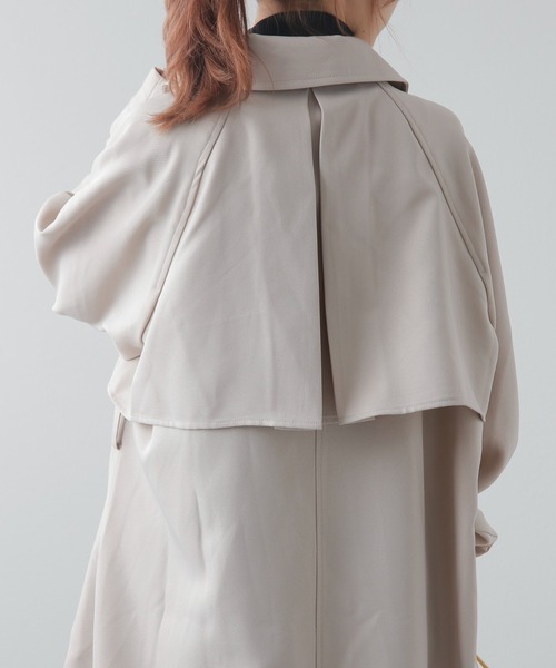 COLONY 2139（コロニートゥーワンスリーナイン）の「WEB・一部店舗限定/2WAYカラーボリュームスリーブコート（トレンチコート・レディース・ブラック/アイボリー/モカ/グレイッシュベージュ/ベージュ/カーキ・FREE）」の7枚目の写真