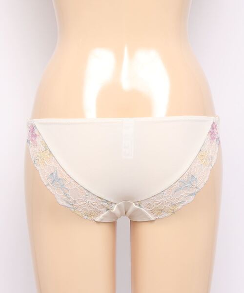 PEACH JOHN（ピーチジョン）の「【テレビ千鳥で紹介されました！レースでラインが響きにくい、肌触りふんわりショーツ】ナイスバディショーツ（ショーツ・レディース・ネイビー系/ホワイト/チェリーピンク/グリーン系その他・LARGE/MEDIUM/SMALL）」の18枚目の写真