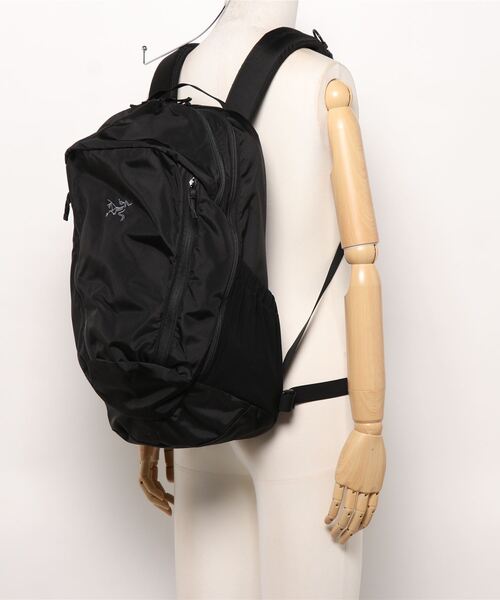 ARC'TERYX(アークテリクス)の「ARC'TERYX | MANTIS 26L BACKPACK(バックパック/リュック・レディース・ブラック・ONE SIZE)」の2枚目の写真