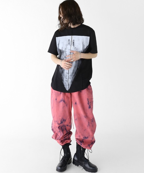 minsobi（ミンソビ）の「タイダイデニムバルーンパンツ（デニムパンツ・メンズ・パープル/ピンク・FREE）」の12枚目の写真