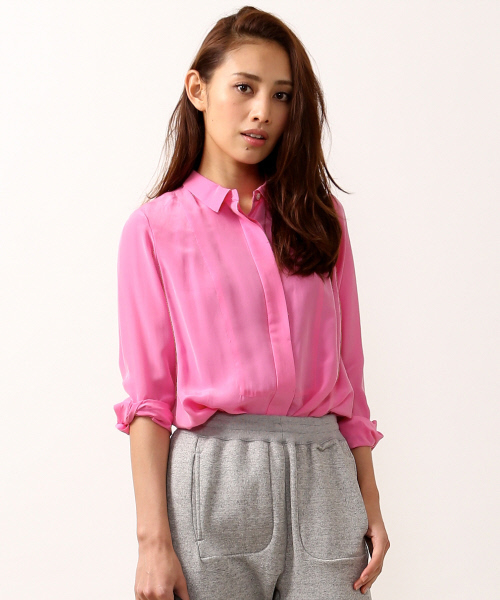 qualite(カリテ)の「【GOOD LUCK SERIES】レーヨンシルクウォッシャブル(シャツ/ブラウス・レディース・オフホワイト/アイボリー/シルバー・2/1)」の3枚目の写真