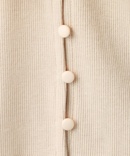 one after another NICE CLAUP(ワンアフターアナザーナイスクラップ)の「オーガンジーフリル襟テレコトップス(Tシャツ/カットソー・レディース・アイボリー/モカ/ベージュ・FREE)」の4枚目の写真