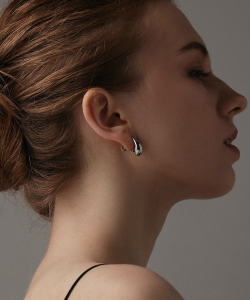 CENE（セネ）の「【CENE】セネ/ ドロップフープイヤリング（イヤリング・レディース・ゴールド/シルバー・FREE）」の17枚目の写真