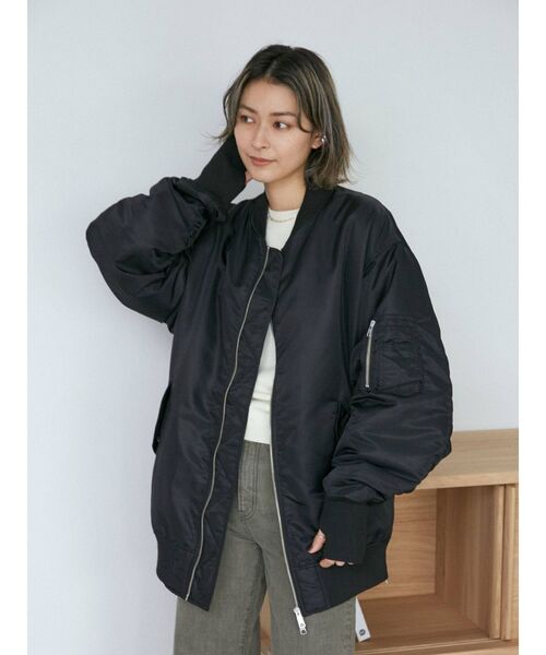 Ungrid（アングリッド）の「ビッグシルエットサイドジップMA-1（MA-1・レディース・カーキ/ブラック・FREE）」の20枚目の写真