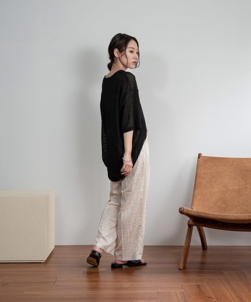 Amiur(エミレ)の「over size soft touch tops(Tシャツ/カットソー・レディース・アイボリー/ブルー/ブラック・FREE)」の7枚目の写真