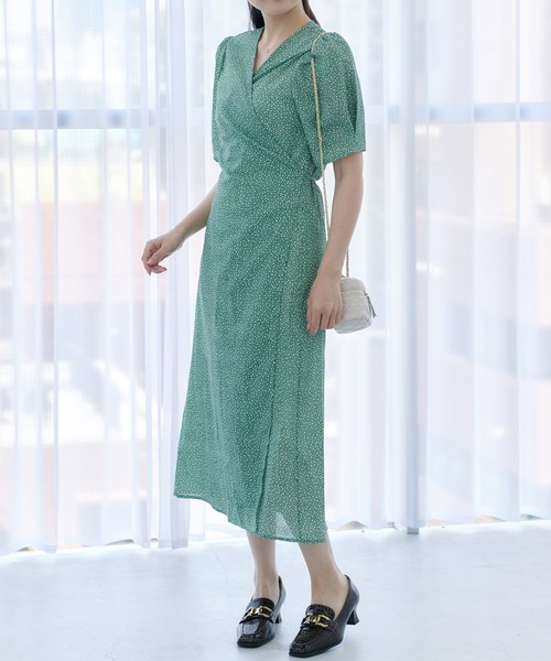 Lamoa（ラモア）の「Lamoa/小花柄 カシュクール ワンピース（ワンピース・レディース・ブラック/グリーン・FREE）」の10枚目の写真