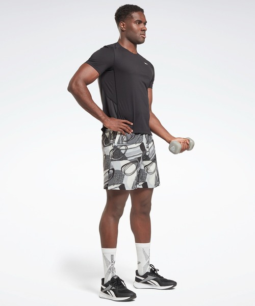 Reebok(リーボック)の「ユナイテッド バイ フィットネス ムーブソフト Tシャツ / United By Fitness MoveSoft T-Shirt(Tシャツ/カットソー・メンズ・グリーン/ブラック・MEDIUM/XX-LARGE/XXX-LARGE/X-LARGE/X-SMALL/LARGE/SMALL)」の9枚目の写真