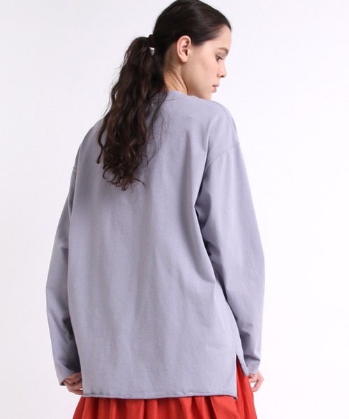 RNA-N(アールエヌエーエヌ)の「M1913 プレーティング天竺ロング丈ロングTシャツ(Tシャツ/カットソー・レディース・グレイッシュブルー/ブラウン/アイボリー/スミクロ・MEDIUM)」の8枚目の写真