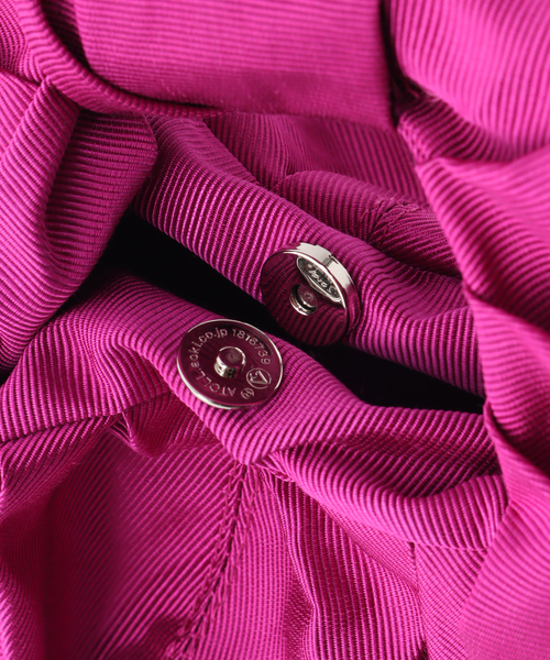 HELOYSE(エロイーズ)の「【HELOYSE/エロイーズ】 croissant shantung mini bag:ミニバッグ(ハンドバッグ・レディース・ピンク/ブラック・FREE)」の12枚目の写真