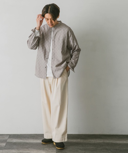 URBAN RESEARCH DOORS(アーバンリサーチドアーズ)の「ヘビーネルバンドカラーシャツ(シャツ/ブラウス・メンズ・オリーブ/ブルー/グレー系その他/ブラウン系その他/チェック/ライトベージュ・MEDIUM/LARGE/X-LARGE)」の8枚目の写真