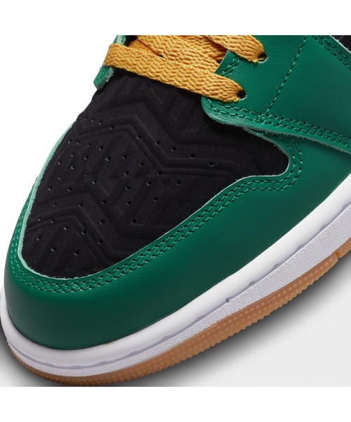 JORDAN BRAND(ジョーダンブランド)の「エア ジョーダン 1 LOW SE メンズシューズ / Air Jordan 1 Low SE Men's Shoes(スニーカー・メンズ・ブラック/グリーン系その他2・29.5/25/30/27.5/29/26.5/28/26/28.5/27/25.5)」の22枚目の写真
