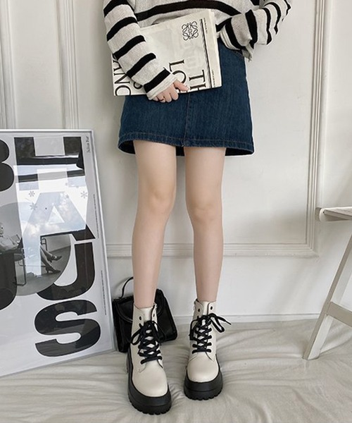 Lace Ladies(レースレディース)の「厚底レースアップショートブーツ(ブーツ・レディース・ブラック/アイボリー・22.5/23.5/23/24/ 25/24.5)」の4枚目の写真