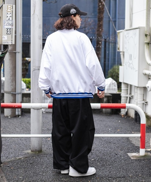 WEGO（ウィゴー）の「WEGO/ヘビーウエイト ハーフZIP切替ロゴプルオーバー（スウェット・メンズ・ブラック/ホワイト・MEDIUM/LARGE）」の8枚目の写真