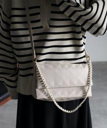 ダイヤ柄ショルダーバッグ