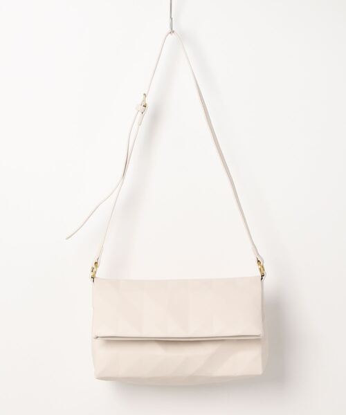 ap retro(アプレトロ)の「ダイヤ柄ショルダーバッグ(ショルダーバッグ・レディース・ホワイト/ブラック・FREE)」の11枚目の写真