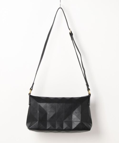 ap retro(アプレトロ)の「ダイヤ柄ショルダーバッグ(ショルダーバッグ・レディース・ホワイト/ブラック・FREE)」の13枚目の写真