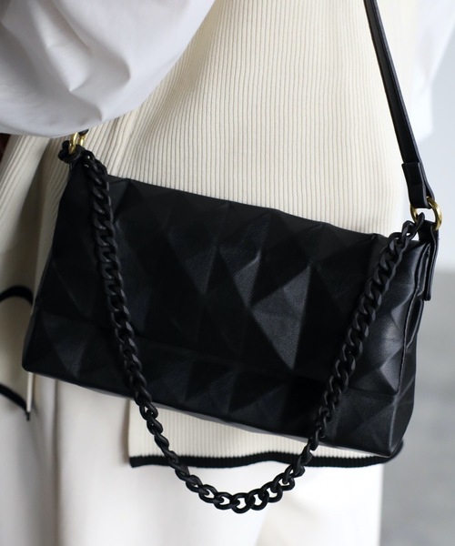 ap retro(アプレトロ)の「ダイヤ柄ショルダーバッグ(ショルダーバッグ・レディース・ホワイト/ブラック・FREE)」の17枚目の写真