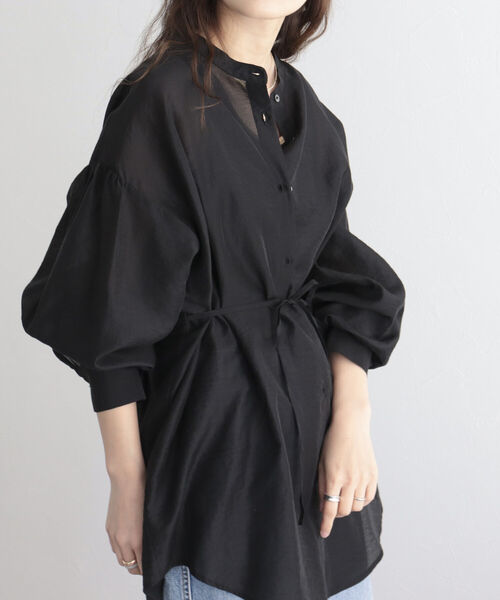 fredy emue（フレディエミュ）の「【fredy emue/フレディエミュ】シアーバックオープンシャツ（シャツ/ブラウス・レディース・アイボリー/ミント/ブラック・38）」の2枚目の写真