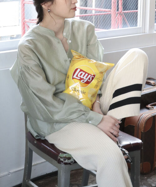 fredy emue（フレディエミュ）の「【fredy emue/フレディエミュ】シアーバックオープンシャツ（シャツ/ブラウス・レディース・アイボリー/ミント/ブラック・38）」の7枚目の写真