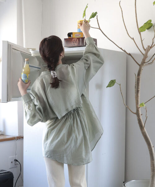 fredy emue（フレディエミュ）の「【fredy emue/フレディエミュ】シアーバックオープンシャツ（シャツ/ブラウス・レディース・アイボリー/ミント/ブラック・38）」の9枚目の写真