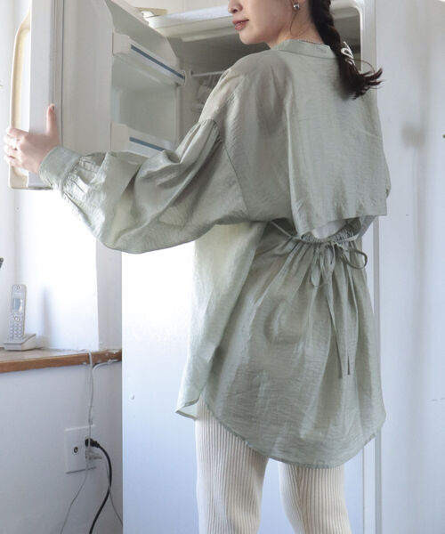 fredy emue（フレディエミュ）の「【fredy emue/フレディエミュ】シアーバックオープンシャツ（シャツ/ブラウス・レディース・アイボリー/ミント/ブラック・38）」の12枚目の写真