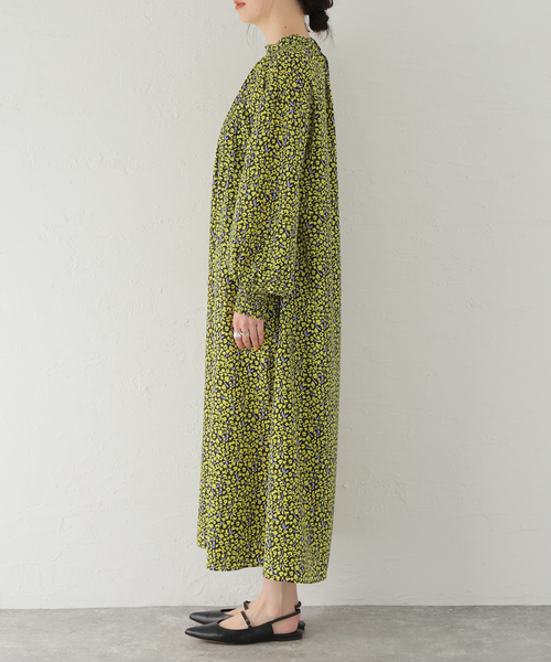 journal standard L'essage（ジャーナルスタンダードレサージュ）の「FLOWERプリントワンピース（ワンピース・レディース・ブルー/ライトイエロー・FREE）」の7枚目の写真