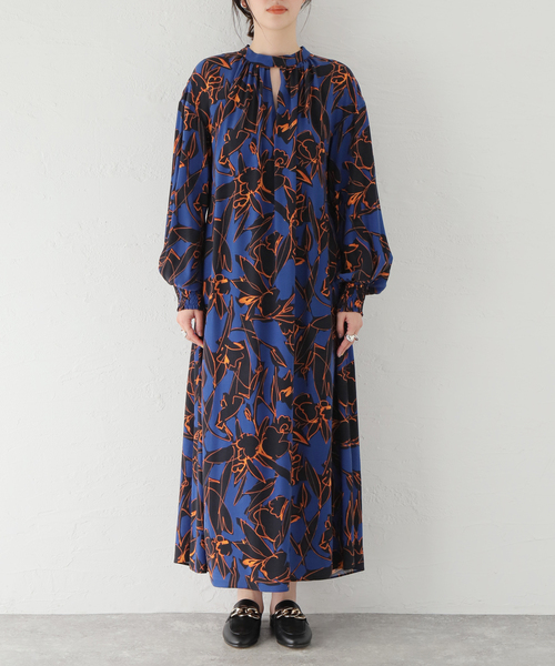 journal standard L'essage（ジャーナルスタンダードレサージュ）の「FLOWERプリントワンピース（ワンピース・レディース・ブルー/ライトイエロー・FREE）」の18枚目の写真