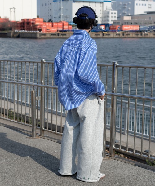 Perushu(ペルーシュ)の「ルーズアソートサークルロゴ刺繍シャツ(シャツ/ブラウス・メンズ・イエロー/ブルー系その他/ライトブルー/オフホワイト・LARGE/MEDIUM)」の19枚目の写真