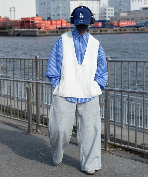 Perushu(ペルーシュ)の「ルーズアソートサークルロゴ刺繍シャツ(シャツ/ブラウス・メンズ・イエロー/ブルー系その他/ライトブルー/オフホワイト・LARGE/MEDIUM)」の22枚目の写真