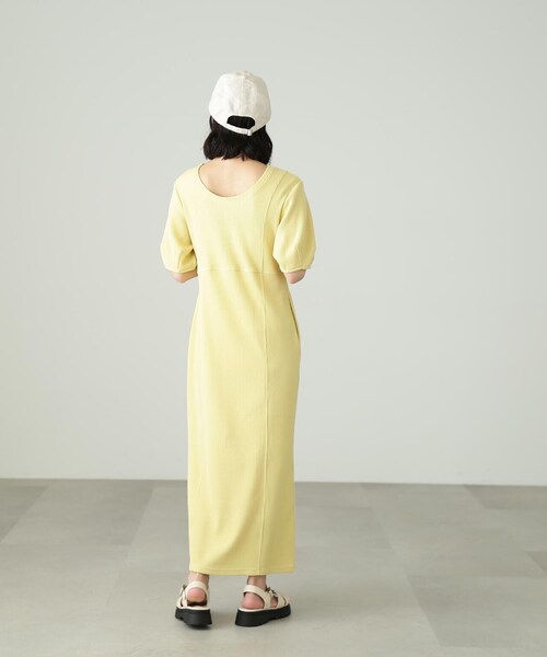 FREE'S MART（フリーズマート）の「◆ワッフル切替カットソーワンピース（ワンピース・レディース・ホワイト/ブラック/イエロー・SMALL/MEDIUM）」の20枚目の写真