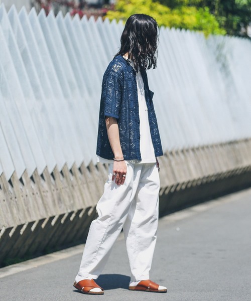 URBAN RESEARCH Sonny Label(アーバンリサーチサニーレーベル)の「リネンタッチレース編みショートスリーブシャツ(シャツ/ブラウス・メンズ・ネイビー/オフホワイト/イエロー・MEDIUM/LARGE)」の16枚目の写真