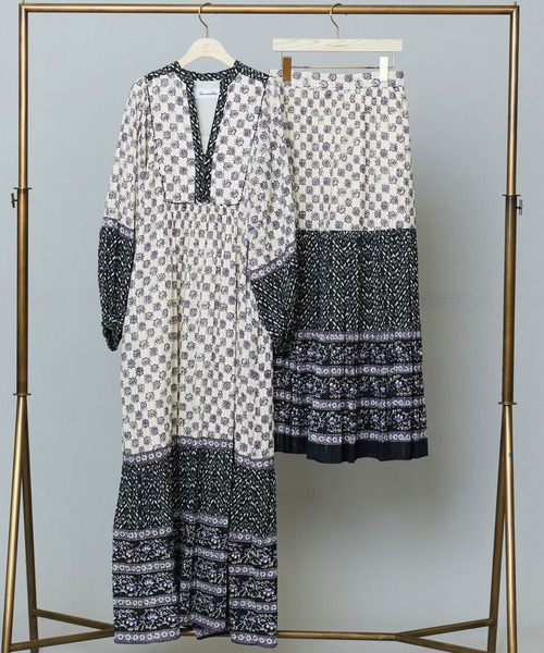 1er Arrondissement（プルミエアロンディスモン）の「＜SARA MALLIKA