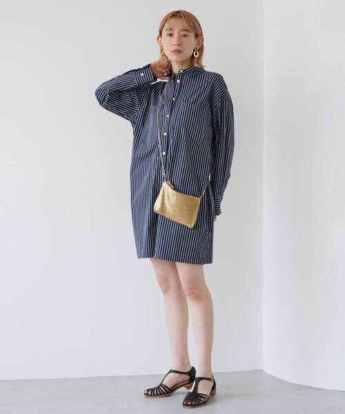 SLOBE citron.（スローブシトロン）の「《追加》SLOBE citron.kira kira BAG（ショルダーバッグ・レディース・シルバー/ゴールド・FREE）」の4枚目の写真