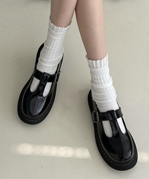 Vipoa(ヴィポア)の「ブリティッシュメリージェーンローファー(ローファー・レディース・カーキ/ブラック・LARGE/MEDIUM/SMALL)」の3枚目の写真