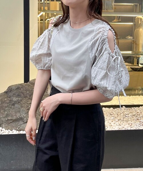 fredy emue(フレディエミュ)の「【fredy emue】袖ボリュームドッキングプルオーバー(Tシャツ/カットソー・レディース・オフホワイト/グレー/ブラック・38)」の3枚目の写真