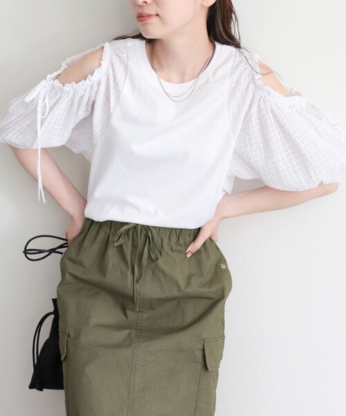 fredy emue(フレディエミュ)の「【fredy emue】袖ボリュームドッキングプルオーバー(Tシャツ/カットソー・レディース・オフホワイト/グレー/ブラック・38)」の2枚目の写真